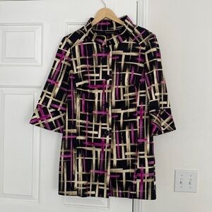 Tesori dress jacket with quarter length sleeves.